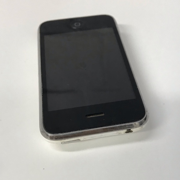 IPhone 1 - the very first iphone - Picture 2 of 11